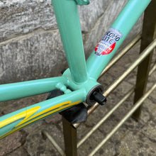 Carica l&#39;immagine nel visualizzatore di Gallery, Bianchi Chromo Lite Reparto Corse
