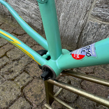 Carica l&#39;immagine nel visualizzatore di Gallery, Bianchi Chromo Lite Reparto Corse

