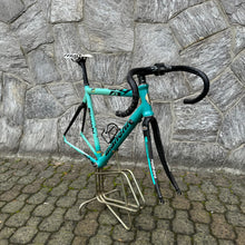 Carica l&#39;immagine nel visualizzatore di Gallery, Bianchi SL3 AluCarbon
