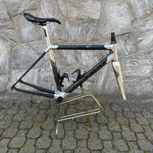 Carica l&#39;immagine nel visualizzatore di Gallery, Colnago C64
