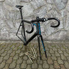 Carica l&#39;immagine nel visualizzatore di Gallery, Focus Izalco Max
