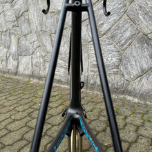 Carica l&#39;immagine nel visualizzatore di Gallery, Focus Izalco Max
