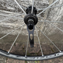 Carica l&#39;immagine nel visualizzatore di Gallery, Fulcrum Racing 1
