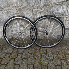 Carica l&#39;immagine nel visualizzatore di Gallery, Fulcrum Racing 1
