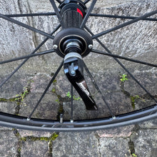 Carica l&#39;immagine nel visualizzatore di Gallery, Fulcrum Racing Zero
