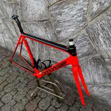 Carica l'immagine nel visualizzatore di Gallery, Cannondale Supersix
