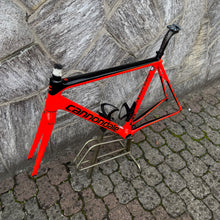 Carica l'immagine nel visualizzatore di Gallery, Cannondale Supersix
