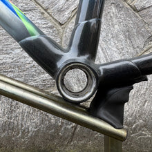 Carica l&#39;immagine nel visualizzatore di Gallery, Colnago C40 Mapei Squadra Corse
