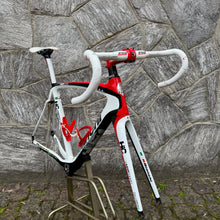 Carica l&#39;immagine nel visualizzatore di Gallery, Bianchi Oltre Superleggera Reparto Corse
