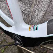 Carica l&#39;immagine nel visualizzatore di Gallery, Bianchi Oltre Superleggera Reparto Corse
