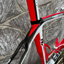 Carica l&#39;immagine nel visualizzatore di Gallery, Bianchi Oltre Superleggera Reparto Corse
