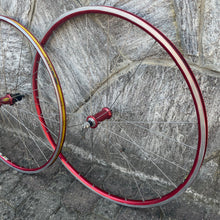 Carica l'immagine nel visualizzatore di Gallery, Mavic Helium
