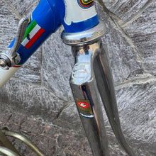 Carica l&#39;immagine nel visualizzatore di Gallery, F. Moser Campione del Mondo - Columbus
