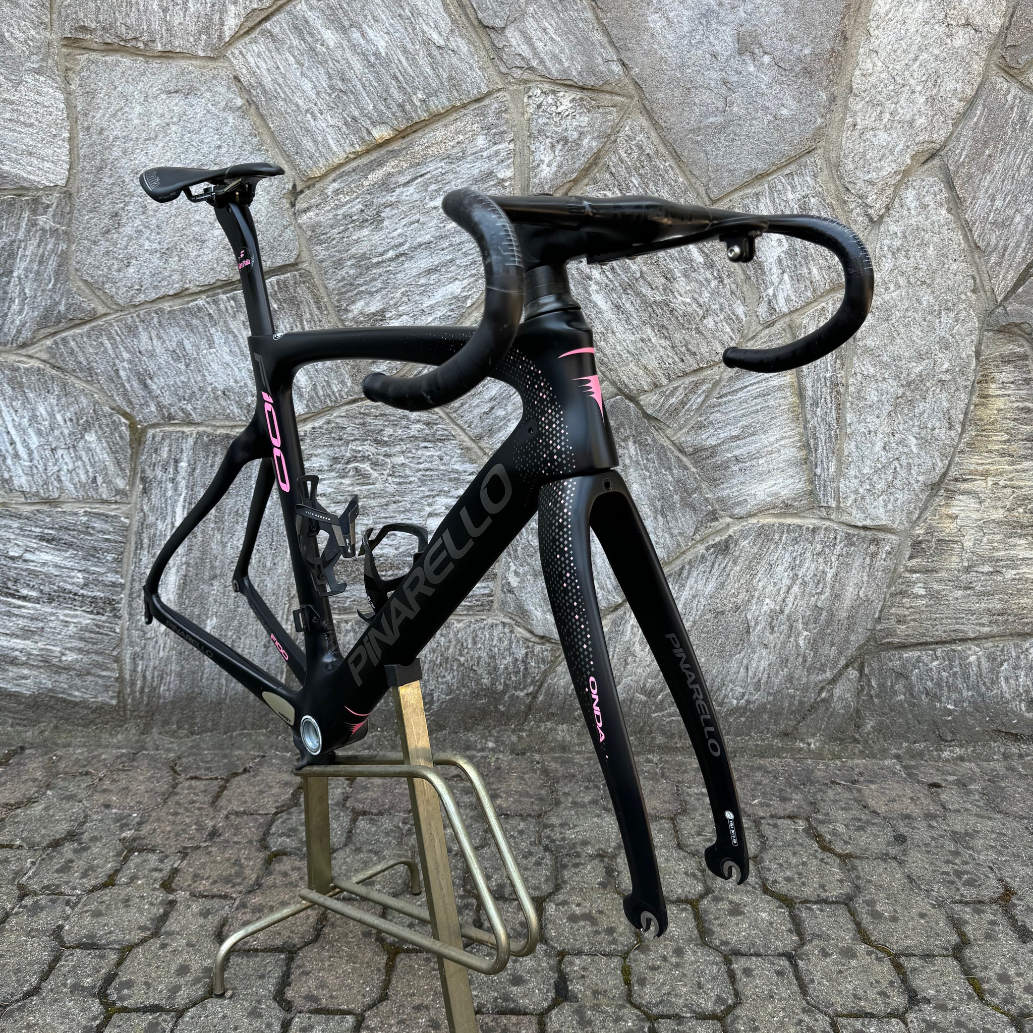 Pinarello Dogma F100 Limited Edition – Bike Square | Premium