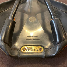 Carica l&#39;immagine nel visualizzatore di Gallery, Selle Italia Novus Ferrari
