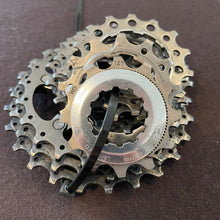 Carica l&#39;immagine nel visualizzatore di Gallery, Shimano Dura Ace 7700
