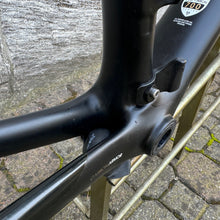Carica l&#39;immagine nel visualizzatore di Gallery, Trek Emonda SLR H1
