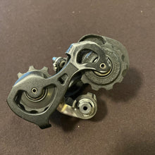 Carica l&#39;immagine nel visualizzatore di Gallery, Campagnolo Record Titanium
