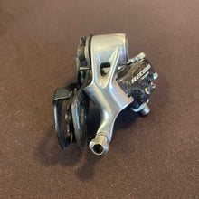 Carica l&#39;immagine nel visualizzatore di Gallery, Campagnolo Record Titanium
