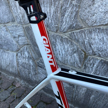 Carica l&#39;immagine nel visualizzatore di Gallery, Giant TCR Advanced SL
