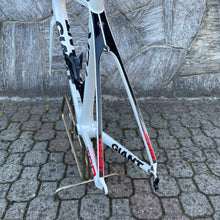 Carica l&#39;immagine nel visualizzatore di Gallery, Giant TCR Advanced SL
