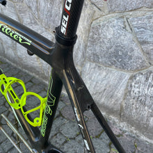 Carica l&#39;immagine nel visualizzatore di Gallery, Wilier Izoard XL
