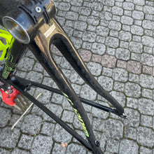 Carica l&#39;immagine nel visualizzatore di Gallery, Wilier Izoard XL
