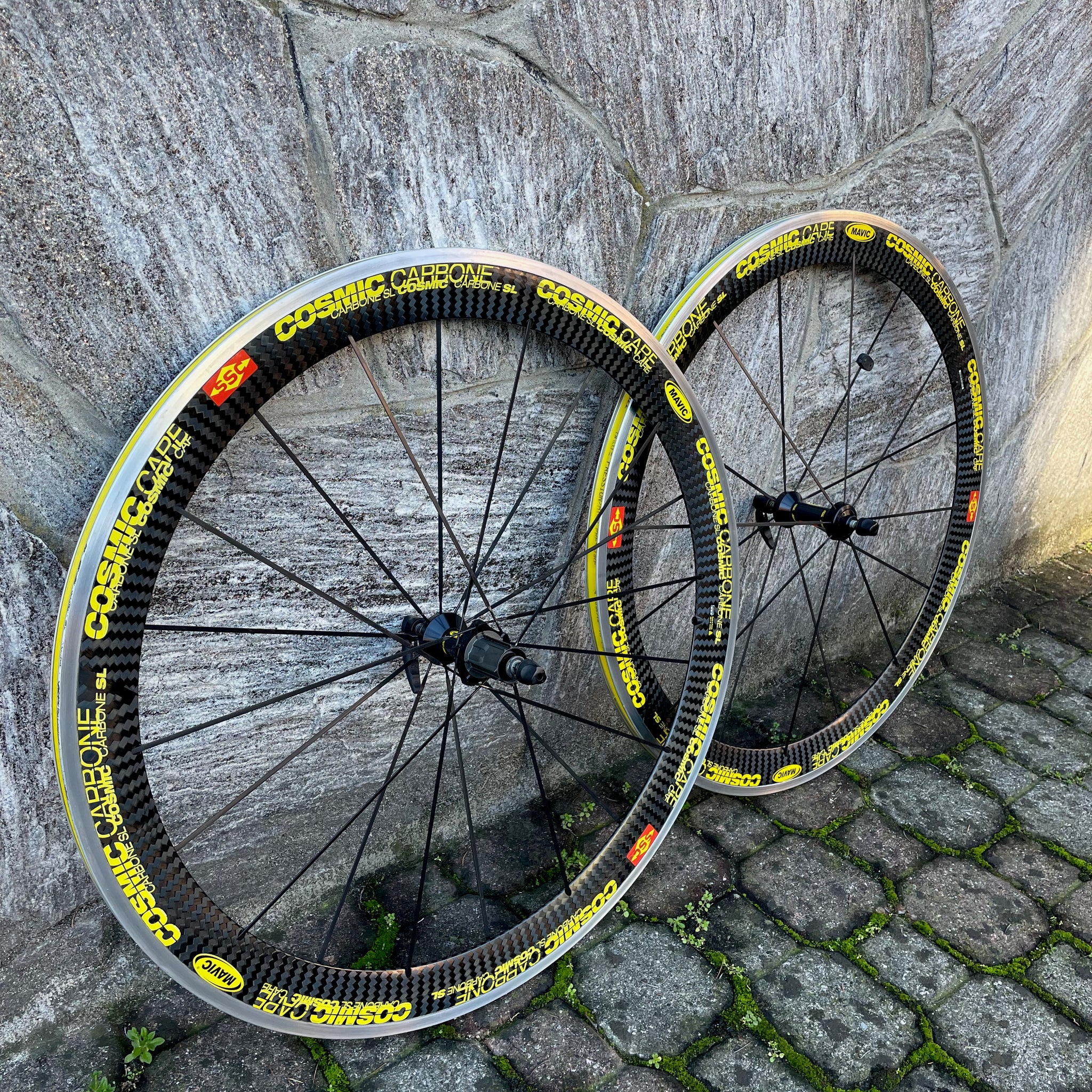 パーツ MAVIC COSMIC CARBONE SL & COMETE DISC 700c Mavic Comete Disc & Cosmic Carbone Wheelset